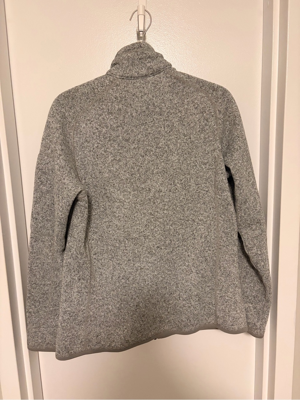Patagonia Heather Gray Full-Zip Women's Fleece Jacket - Picture 2 of 3